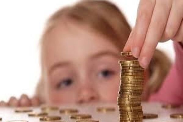 Guvernul a aprobat majorarea alocației de stat pentru copii și acordarea celei de-a 13-a indemnizaţii pentru persoanele cu dizabilităţi