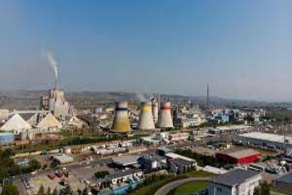 Ministrul Agriculturii, după ce Azomureş a anunţat că opreşte producţia de îngrăşăminte: Căutăm soluţii pentru a limita scumpirea produselor agricole  