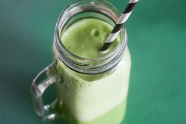 Cura de detoxifiere pe care trebuie s-o urmezi după Crăciun - scapi de kilogramele în plus într-un timp record