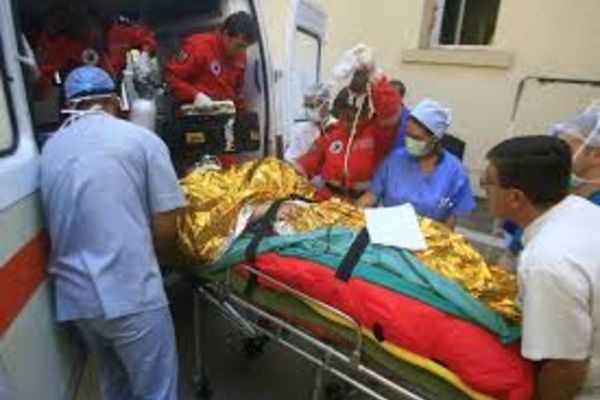 Incendiu la o gospodărie din Lipoveni! Proprietarul a ajuns la spital cu arsuri