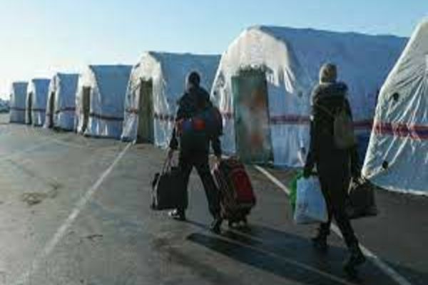 Sute de ucraineni au intrat în Suceava. Prefect: Avem pregătite tabere mobile cu asistență medicală, psihologică, translatori și preoți