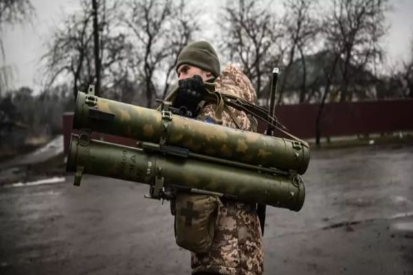 Ucraina, pe un butoi cu pulbere. Ședință de urgență la Guvern. Noi decizii cruciale pentru România