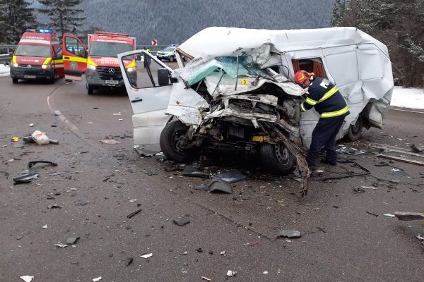 ULTIMĂ ORĂ: accident grav în județul SUCEAVA