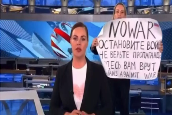 VIDEO Mesaj anti-Putin la principala televiziune de știri a Kremlinului