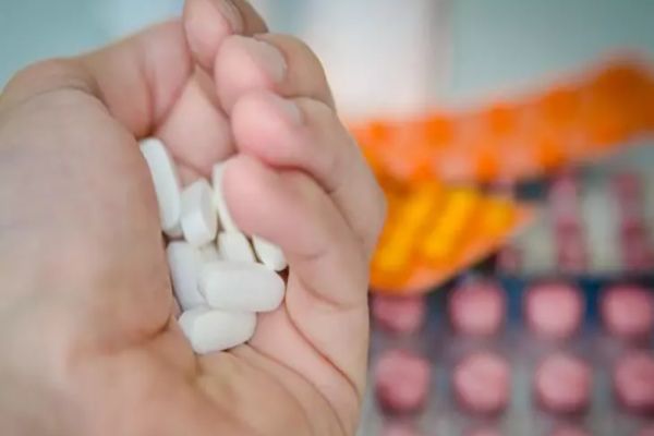 Guvernul renunță la distribuirea comprimatelor de iodură de potasiu către populaţie