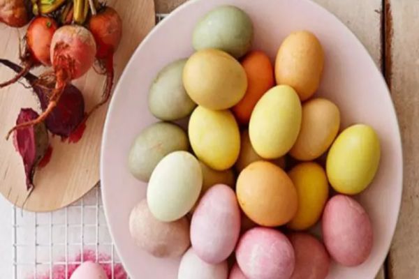 Joia Mare. Cum vopseşti ouăle de Paşte după metode tradiţionale. Trucuri de pe vremea bunicii