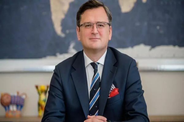 Vizită CRUCIALĂ la București a ministrului ucrainean de Externe: întrevedere importantă cu Ciucă și Aurescu