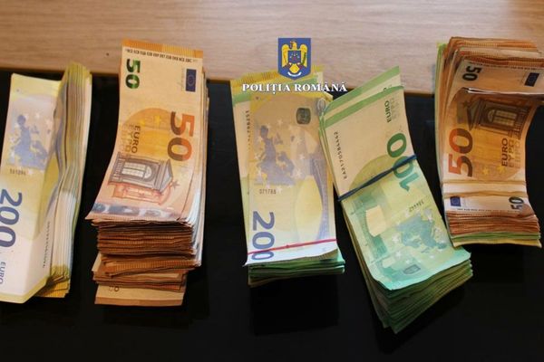 FOTO/ Grup infractional specializat în infracțiuni de furt, destructurat de polițiști