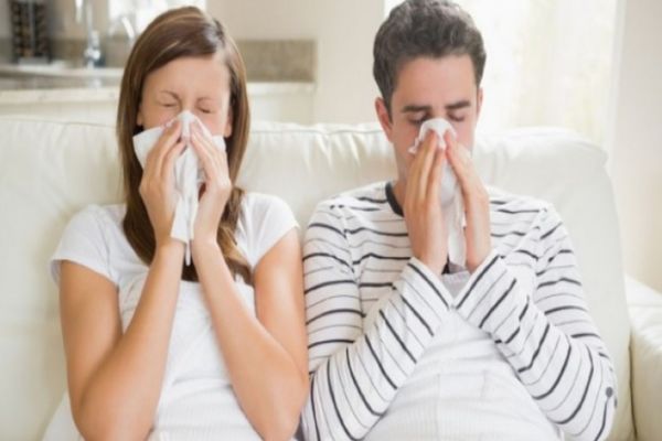 De ce este mai periculos să răcești vara și ce poți face pentru a evita neplăcerile bolii