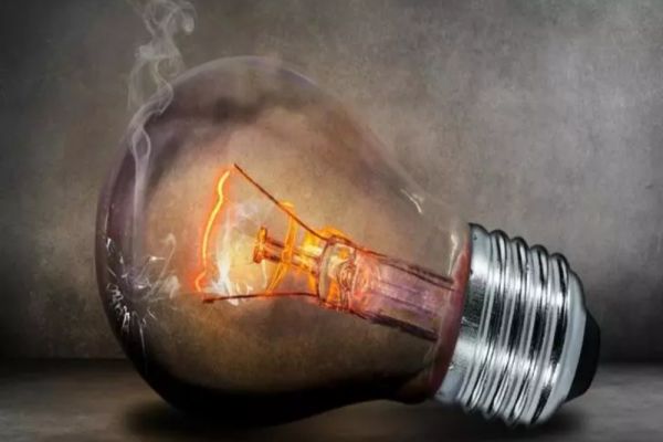 Spania stinge lumina. Economie de curent în instituții și clădiri și la monumente