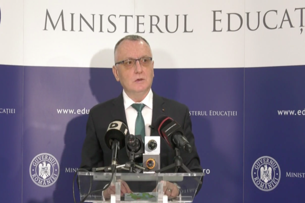 Este OFICIAL! Teza de doctorat a ministrului Sorin Cîmpeanu nu este plagiată