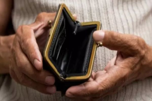 Proteste uriașe în toată țara - Românii vor salarii și pensii mai mari 