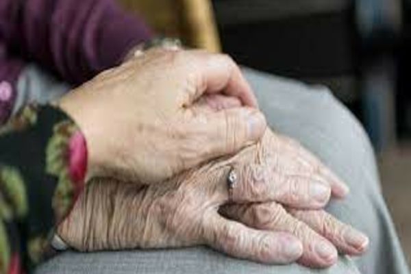 Vârstnicii trebuie protejați, nu uitați! 