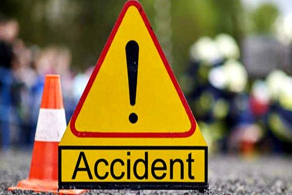 Ghinion teribil pentru un bărbat din Suceava: a fost lovit de două ori, de două mașini, în decurs de câteva ore