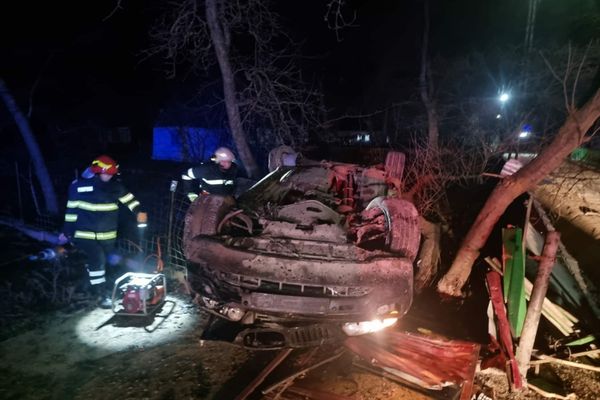 Accident cumplit pe un drum din Botoșani! Un tânăr și-a pierdut viața