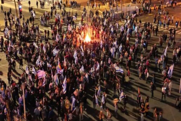 VIOLENȚE extreme în Israel: forțele de ordine au ridicat BARICADE în jurul casei premierului Netanyahu - FOTO&VIDEO