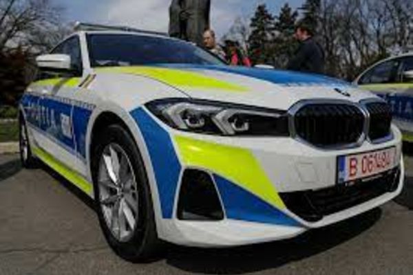 Urmărire în trafic cu unul dintre BMW-urile poliției