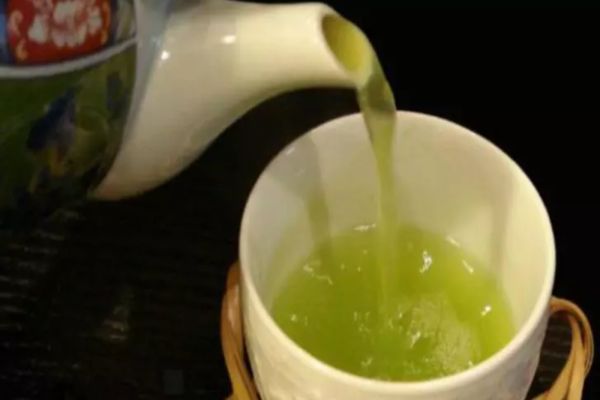 Cele cinci băuturi care îți cresc instant imunitatea. Le poți prepara chiar la tine acasă