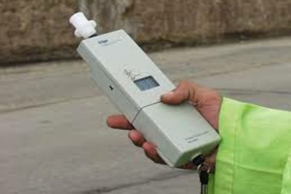 Ofițer de la Vicovu de Sus, trimis în judecată de DNA – a măsluit etilotestul pentru un coleg de la Straja. De ce fapte mai sunt acuzați cei doi