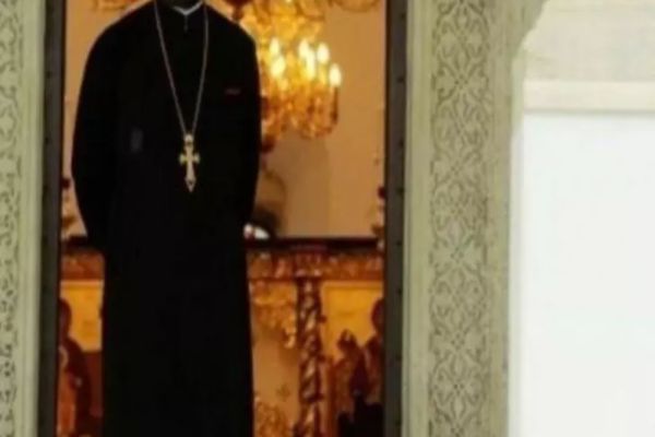 Un călugăr a fost condamnat la 5 ani de închisoare pentru șantaj. Păgubitul este starețul Mănăstirii Râșca din Suceava