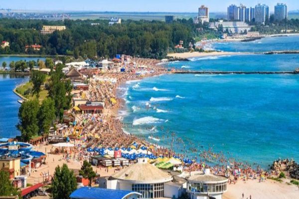 A început „Litoralul pentru toți“.  Prețuri cu 70% mai mici decât în sezon