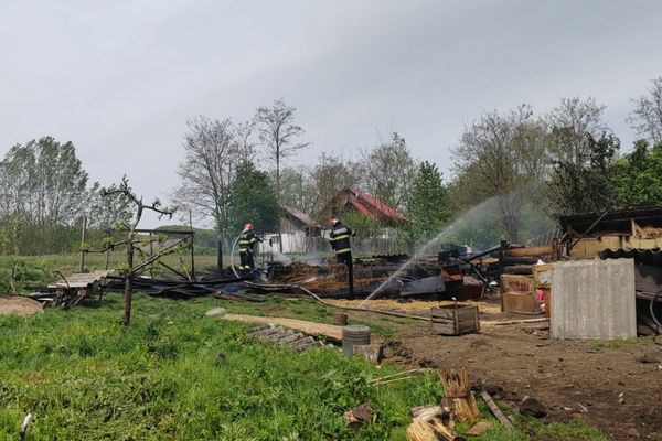 Gospodărie grav afectată de incendiu în Preutești! 