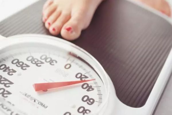Dieta cu lapte. Scapă de 6 kg fără să te înfometezi!