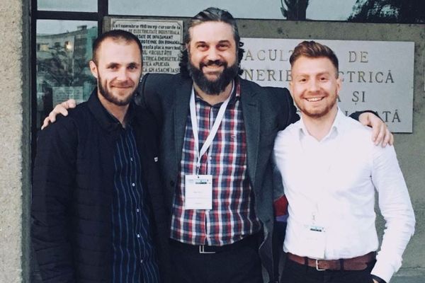 O echipă de tineri din Cluj a obţinut o finanţare de 200.000 euro pentru o aplicație mobilă inovatoare în domeniul energiei