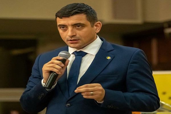 AUR riscă o amendă de 20 de milioane de euro - Partidul lui Simion a făcut o gafă care ar putea să-l coste extrem de scump