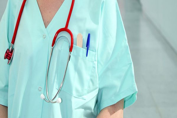 Care sunt pacienții neasigurați care vor beneficia de analize gratuite