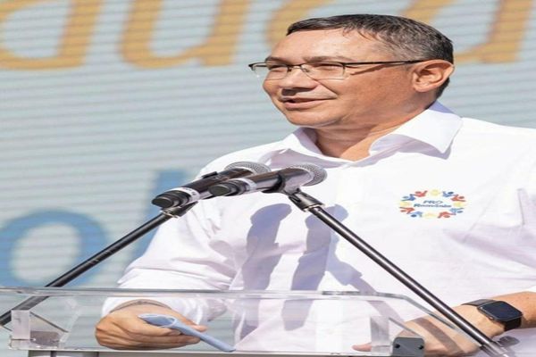 Victor Ponta: ”Sa va mai explic o data de ce isi bate joc Wizz Air de toti romanii”