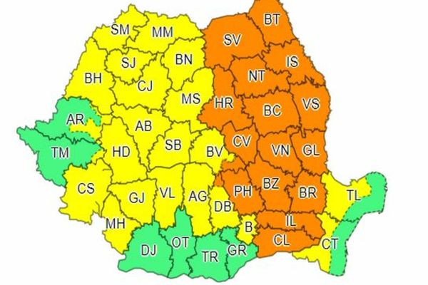 ANM, prognoză actualizată: Cod Galben și Cod Portocaliu de furtuni, până la noapte!