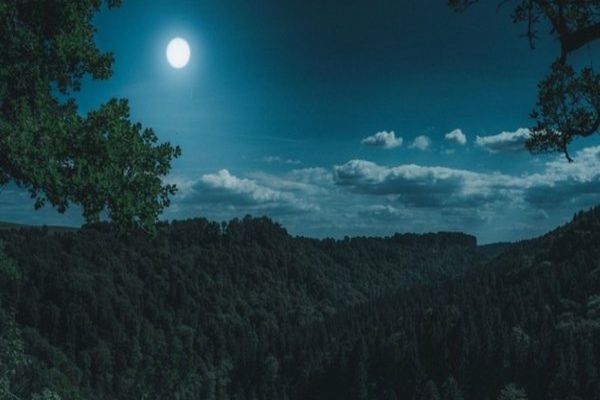 Un fenomen astronomic spectaculos va avea loc pe 14 octombrie 2023