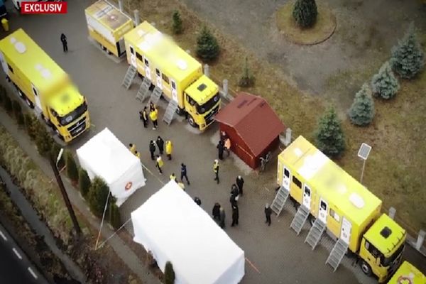 Servicii medicale gratuite pentru sute de mureșeni: Caravana Medicală a bifat primele două locații din Mureș