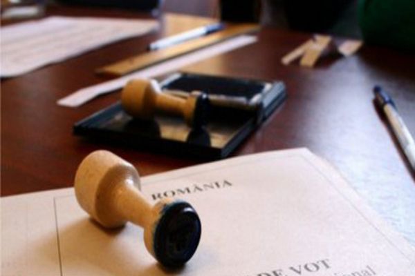 MINISTERUL EDUCAȚIEI, DESPRE ȘCOLILE ÎN CARE VOR FI SECȚII DE VOTARE: ÎN ZILELE DE VINERI NU SE IMPUNE SUSPENDAREA CURSURILOR 