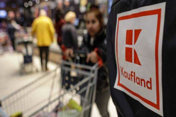 ALERTĂ ALIMENTARĂ: SOMON ȘI CREVEȚI CU PROBLEME LA TOATE MAGAZINELE KAUFLAND DIN ȚARĂ