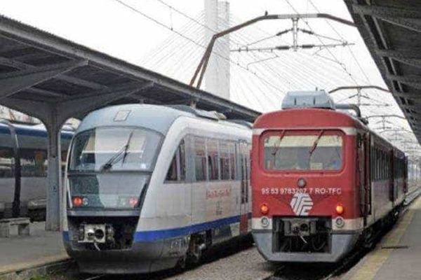 CFR CĂLĂTORI: „NU EXISTĂ RISCUL OPRIRII TRENURILOR PE REȚEAUA NAȚIONALĂ”