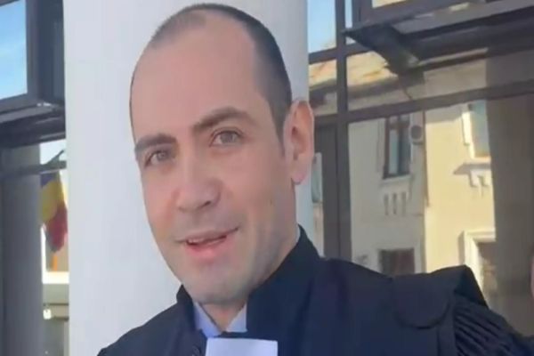 Dosarul "optimizărilor". Eugen Chivu, avocatul care reprezintă Societatea Doru Trăilă și Asociații, RĂSPUNSURI HALUCINANTE la întrebările Realitatea PLUS: E o PROSTIE. Nu are sens sa discutăm