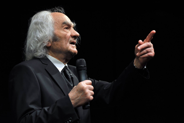 RENUMITUL NEUROCHIRURG LEON DĂNĂILĂ ÎI ÎNDEAMNĂ PE ROMÂNI SĂ VOTEZE PREȘEDINTE PE NICOLAE CIUCĂ 