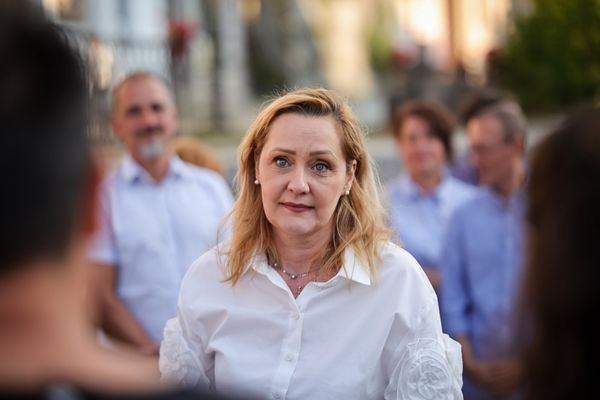ELENA LASCONI: „USR NU VA VOTA MOȚIUNEA DE CENZURĂ. NU PUTEM ARUNCA ȚARA ÎNTR-O CRIZĂ”