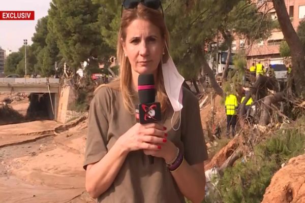 REPORTAJ REALITATEA PLUS, ÎN VALENCIA. MĂRTURII ALE ROMÂNILOR AFECTAȚI DE INUNDAȚIILE CATASTROFALE: ”AM PIERDUT TOT” - VIDEO
