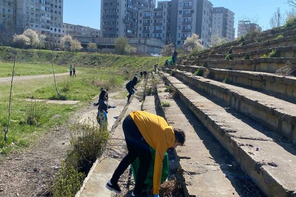 STUDENȚII DAU TONUL SCHIMBĂRII DE ZIUA MONDIALĂ A APEI