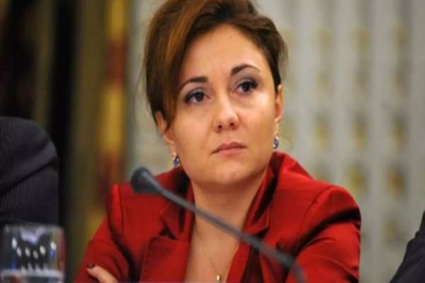 GUVERNUL ROMÂNIEI ARE UN NOU SECRETAR GENERAL: CINE ESTE CRISTINA TRĂILĂ