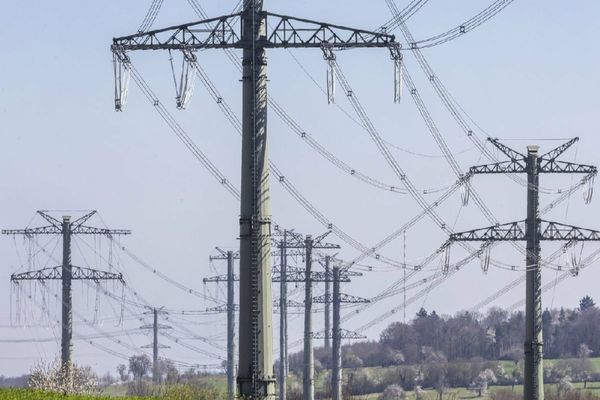 DNSC NU CONFIRMĂ EXISTENȚA UNUI ATAC CIBERNETIC, ÎN CONTEXTUL PENEI DE CURENT DIN PENINSULA IBERICĂ 