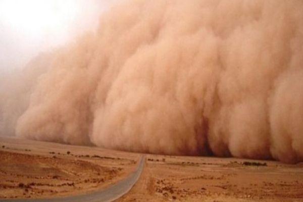 LUNA EXTREMELOR ÎN ROMÂNIA: DE LA NINSORI LA 28 DE GRADE ȘI UN NOU NOR DE PRAF SAHARIAN