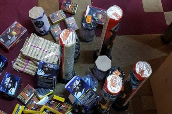 NICUȘOR DAN A PROMULGAT LEGEA CARE INTERZICE FOCURILE DE ARTIFICII FĂRĂ AUTORIZAȚIE 