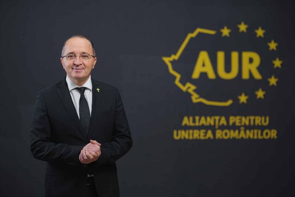 NEGREA PETRU-GABRIEL (AUR): GUVERNUL PNL-PSD-USR-UDMR A DECLANȘAT O AVALANȘĂ FISCALĂ CARE LOVEȘTE DIRECT ÎN CEI MAI VULNERABILI. FAC UN APEL CĂTRE TOȚI PARLAMENTARII SĂ VOTEZE LUNI MOȚIUNEA DE CENZURĂ