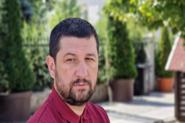 LIDER AUR, SEMNAL DE ALARMĂ MAJOR: AVEM NEVOIE DE ALEGERI ANTICIPATE. ROMÂNIA E ÎN COLAPS