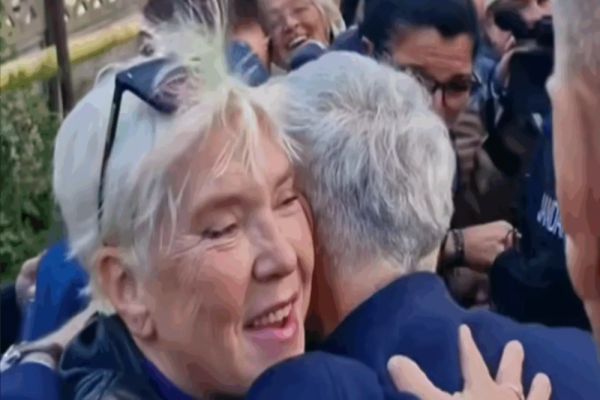 SILVIA DUMITRESCU, ALĂTURI DE CĂLIN GEORGESCU: ”AU FOST COLEGI CARE MI-AU ÎNTORS SPATELE PENTRU ACEASTĂ OPȚIUNE, DAR SUNT MAI PUTERNICĂ DECÂT CRED MULȚI!” 