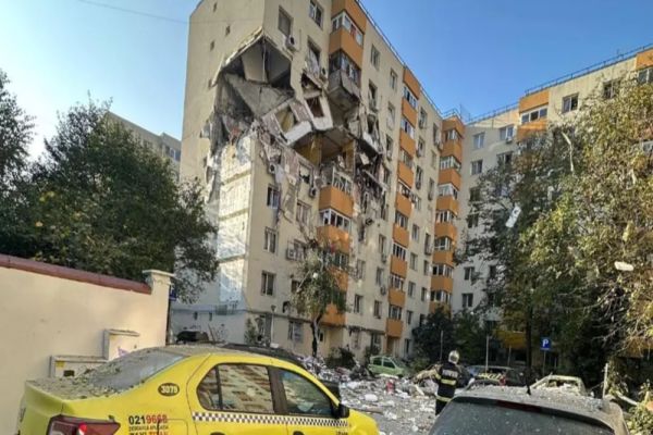 EXPLOZIA DIN RAHOVA. UMILINȚĂ MAXIMĂ. SINISTRAȚII DIN BLOCUL EXPLODAT PRIMESC 1.500 DE LEI „AJUTOR” DE LA STAT